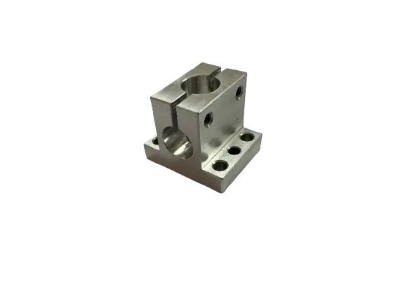 Lagerblock – CNC-gefrästes Bauteil aus Aluminium, gefertigt von SR-Zerspanung in Stamsried
